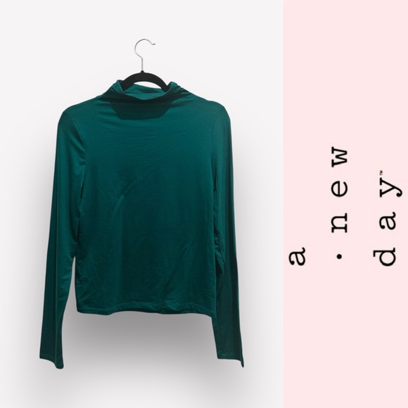 NWT A New Day Emerald Long Sleeve Turtleneck, Size S, MSRP $25 - Picture 4 of 6